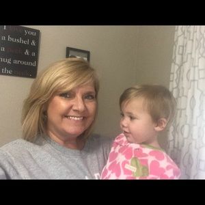 Meet your Posher, Laurel